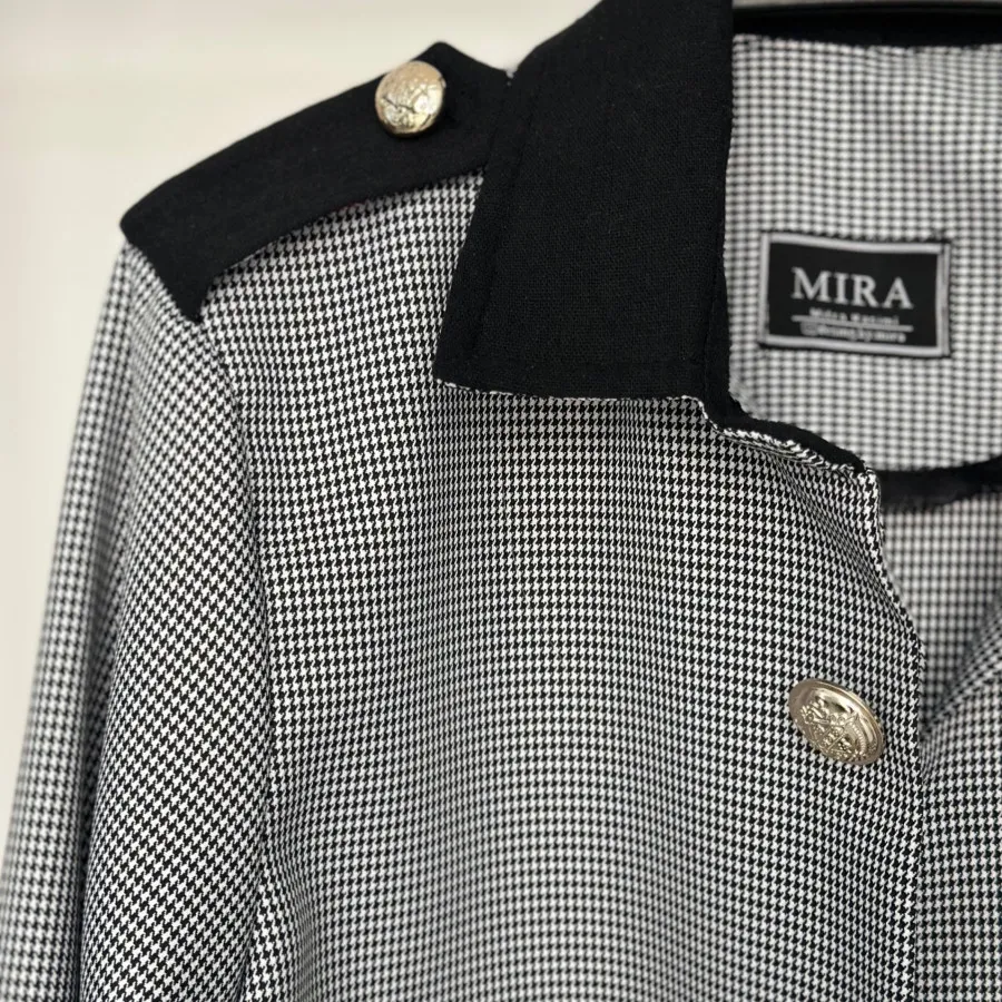 کراپ کت مزونی