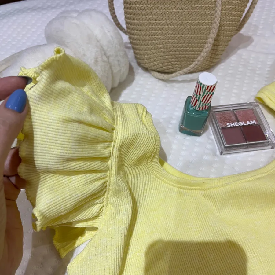 کراپ تاپ لیمویی کبریتی