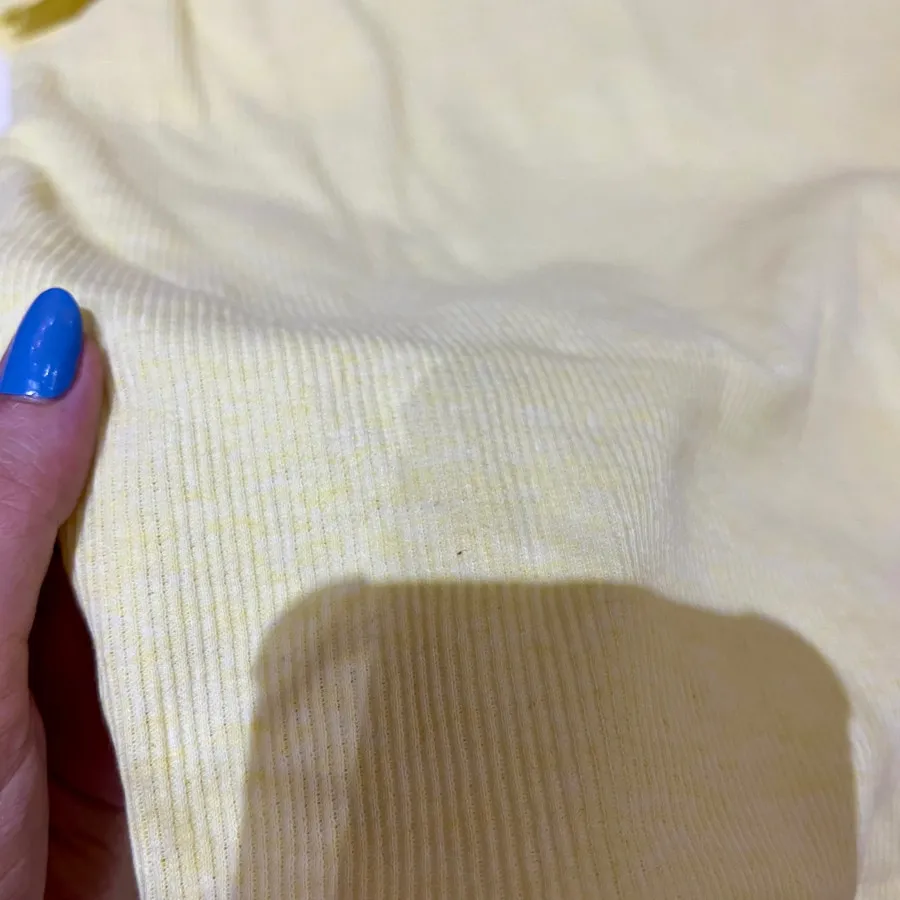 کراپ تاپ لیمویی کبریتی