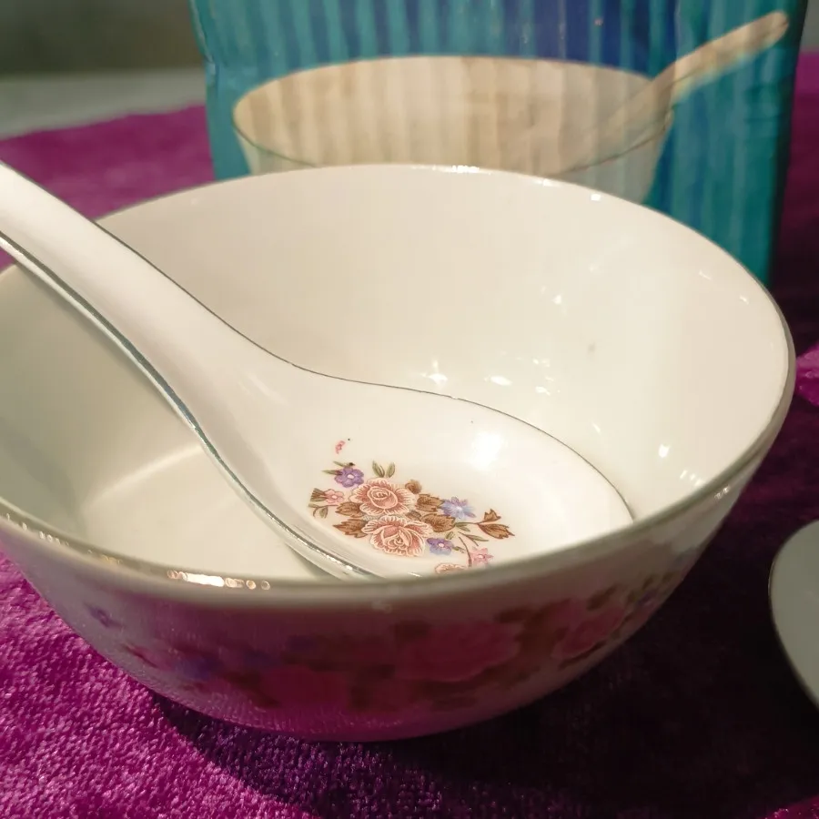 سوپ خوری گل صورتی قدیمی