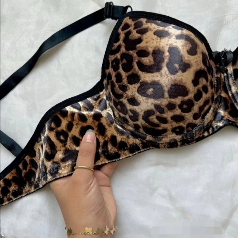 ست شورت سوتین