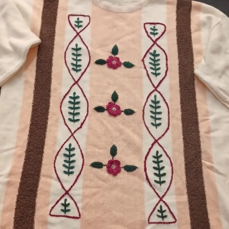 بافت گلدوزی شیک