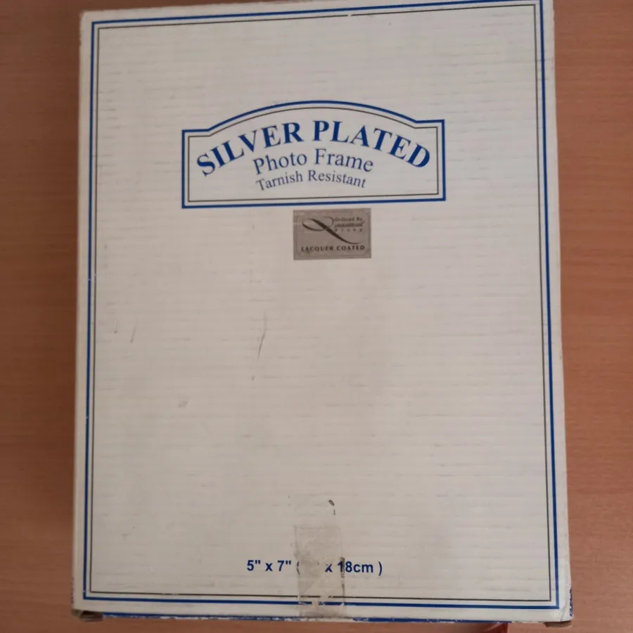 قاب عکس سیلور