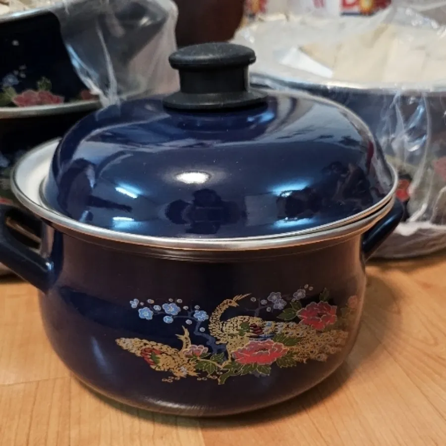 ست قابلمه خارجی