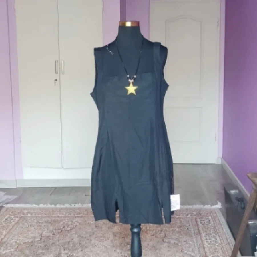 مینی مشکی لینن