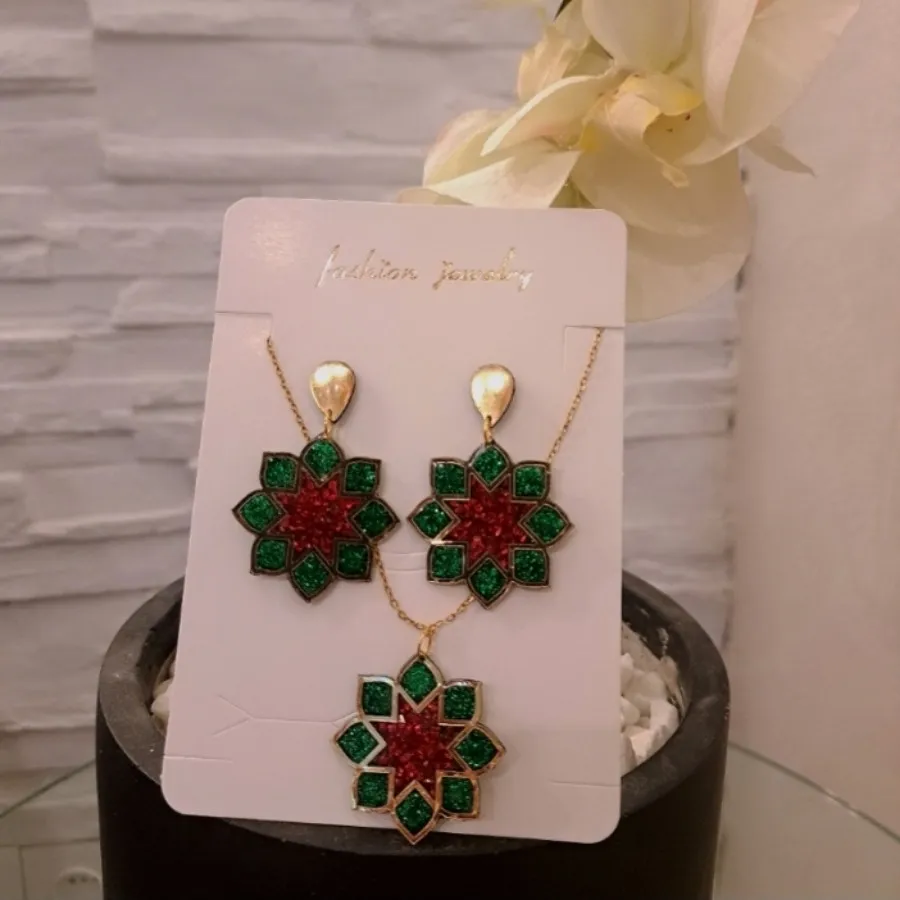 ست گردنبند گوشواره