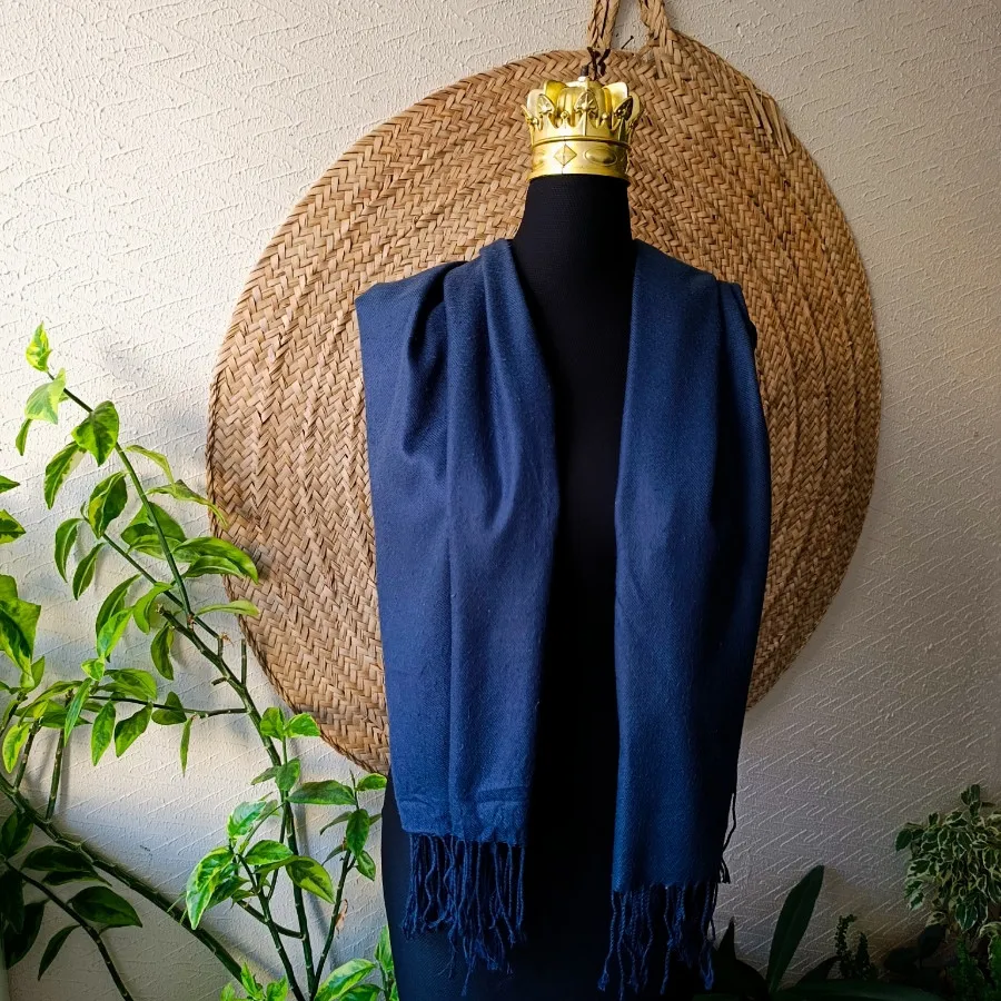 شال سورمه ای