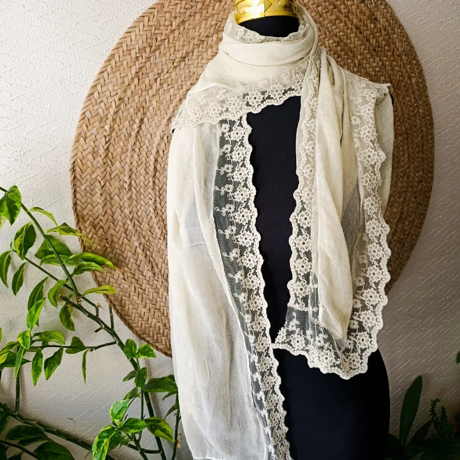 شال کرم شیری