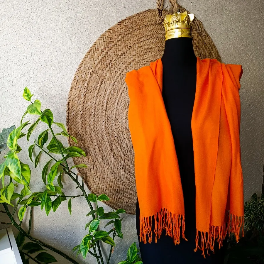 شال نارنجی
