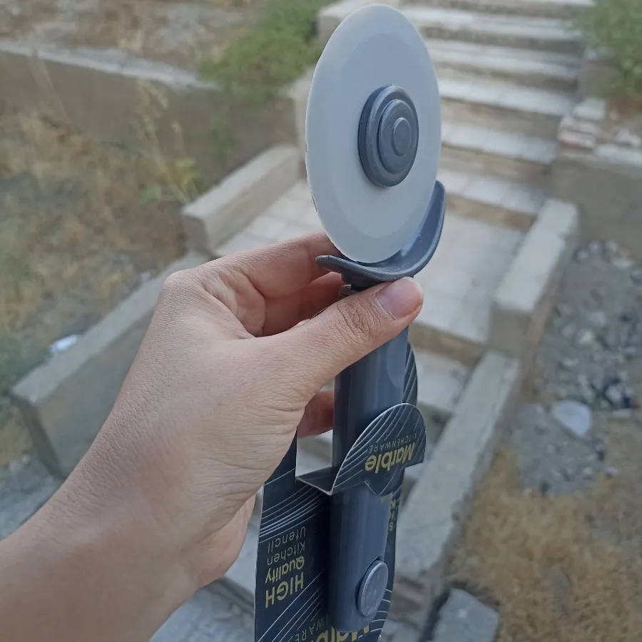 پیتزا بر ماربل