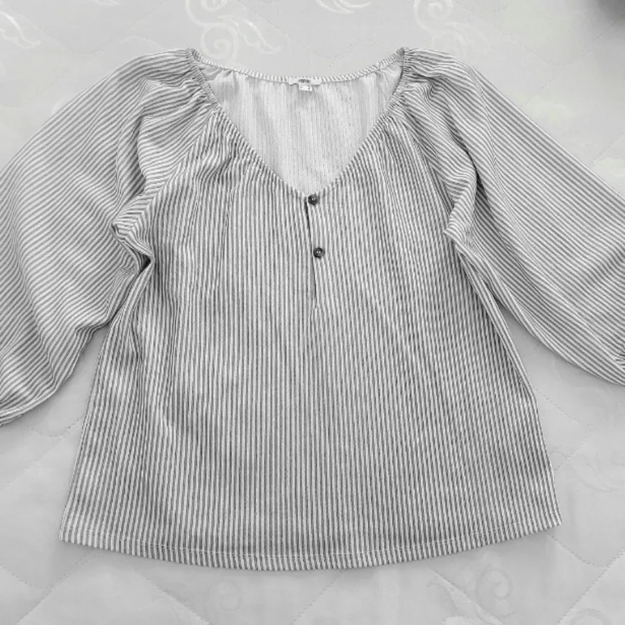 شومیز راه راه