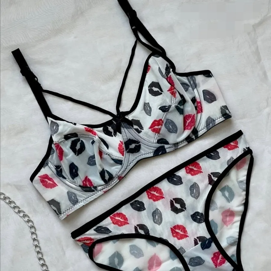 ست شورت سوتین