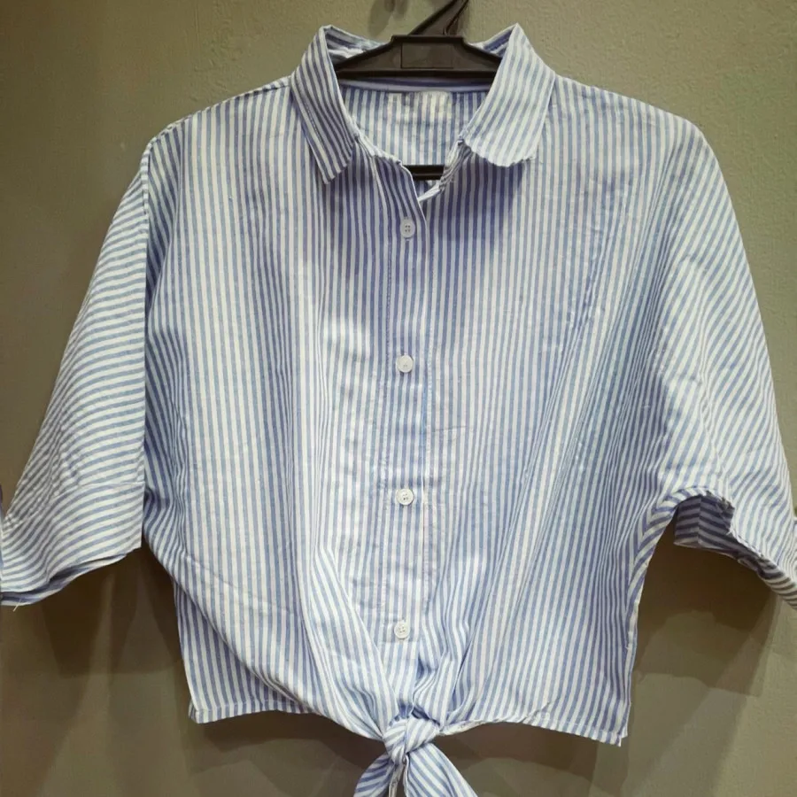 شومیز ساده و پایین گره ای