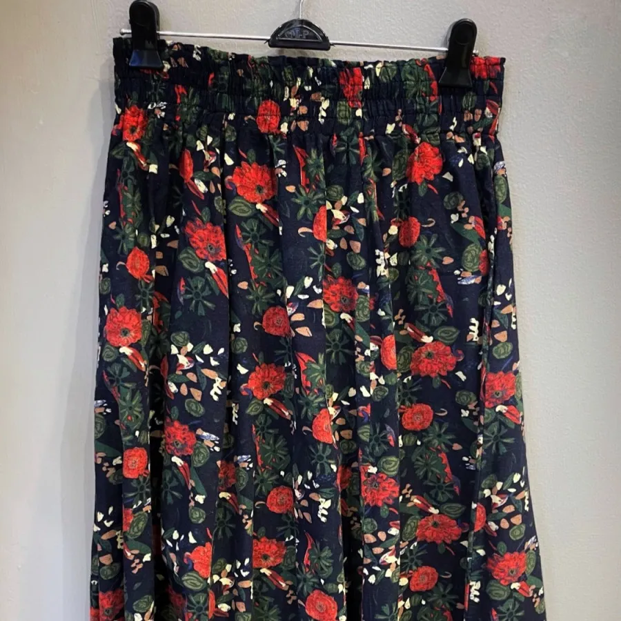 دامن طرح دار