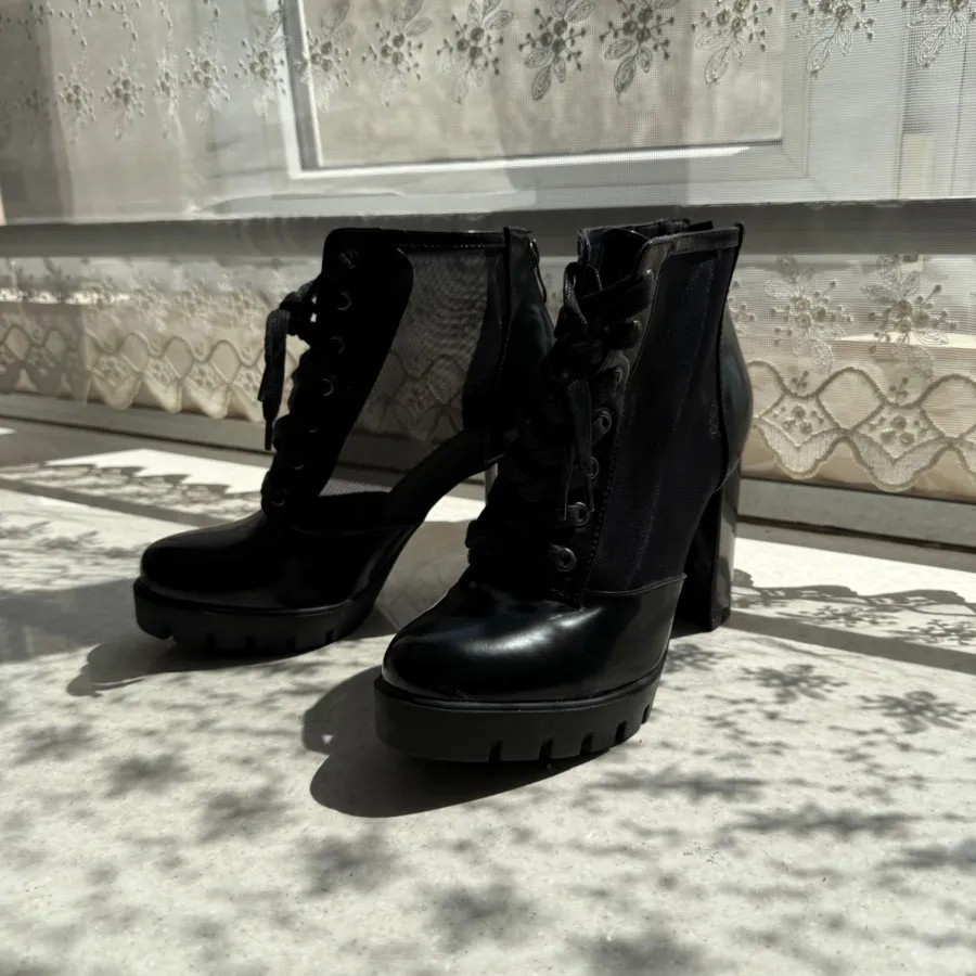 کفش پاشنه دار مشکی