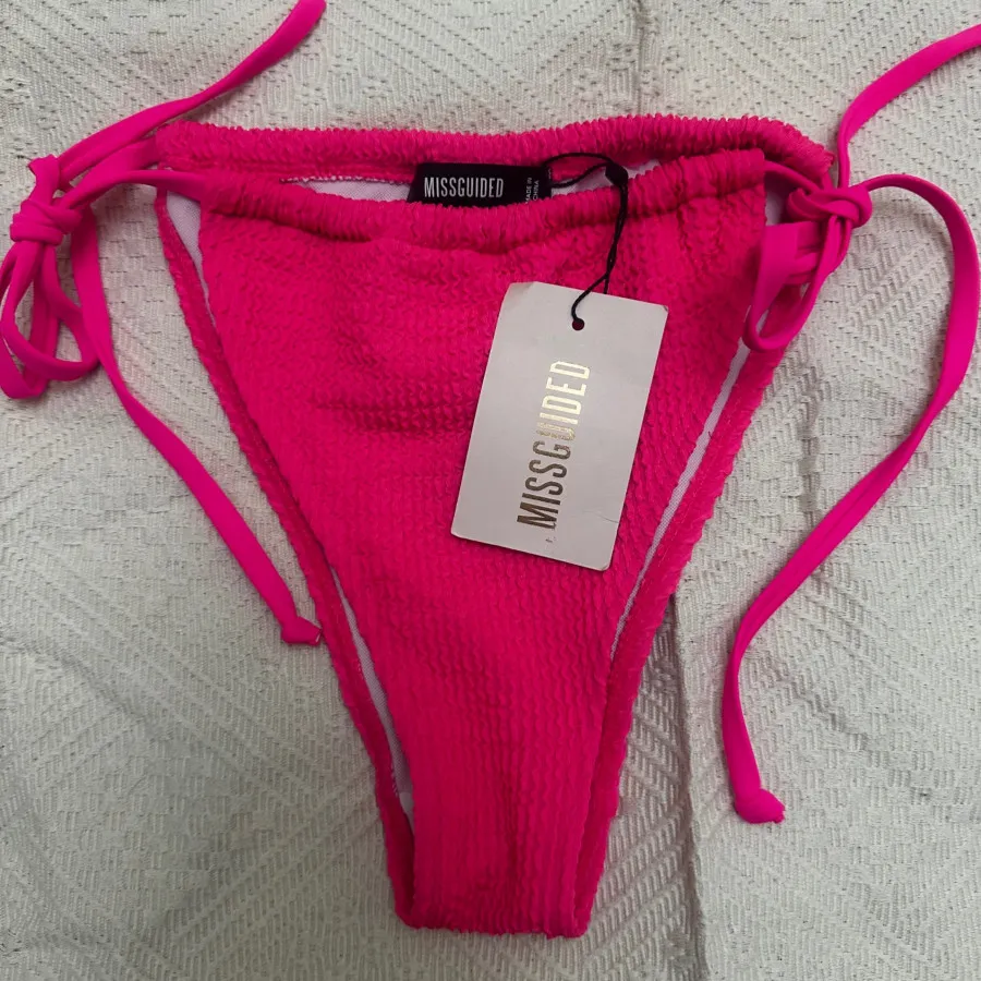 شورت مایویی خارجی