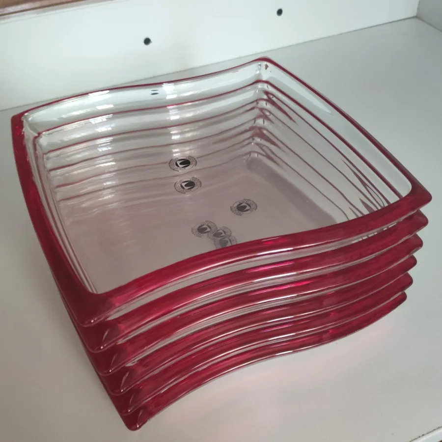 پیش دستی والترگلس