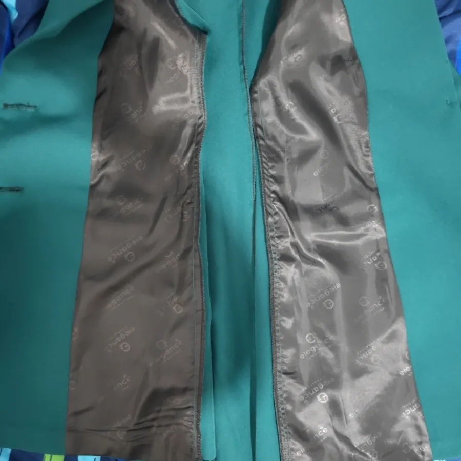 مانتو اداری