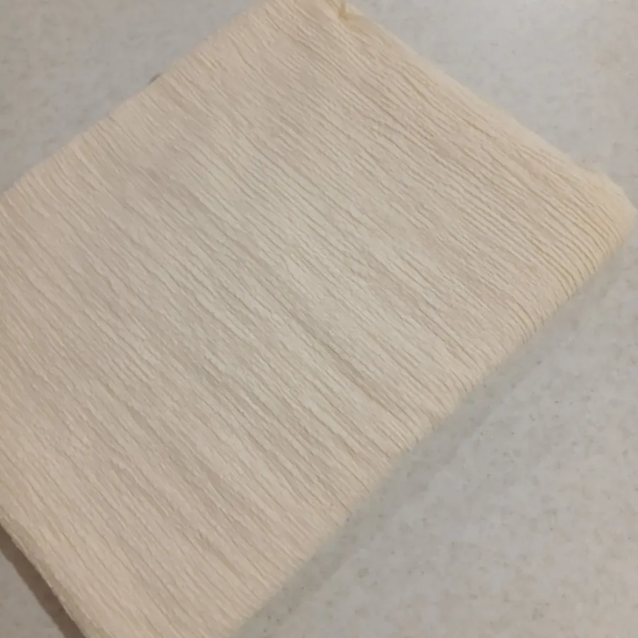 شال کرم رنگ