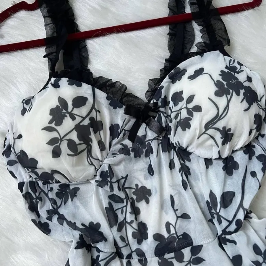 پیراهن گلدار زنانه چیندار