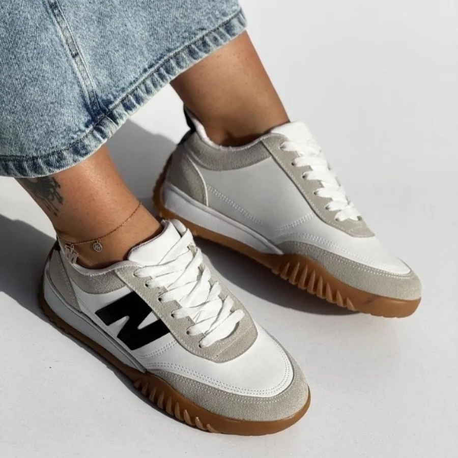 کفش کتانی نیوبالانس شیک