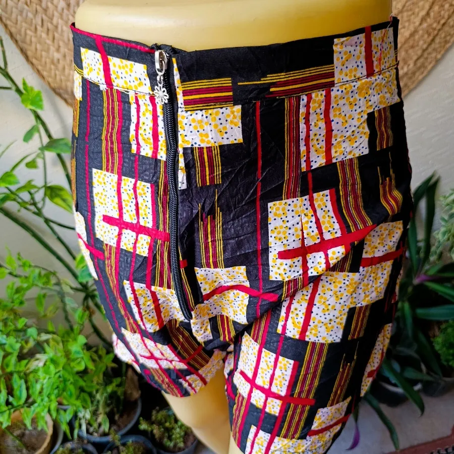 شلوارک خارجی