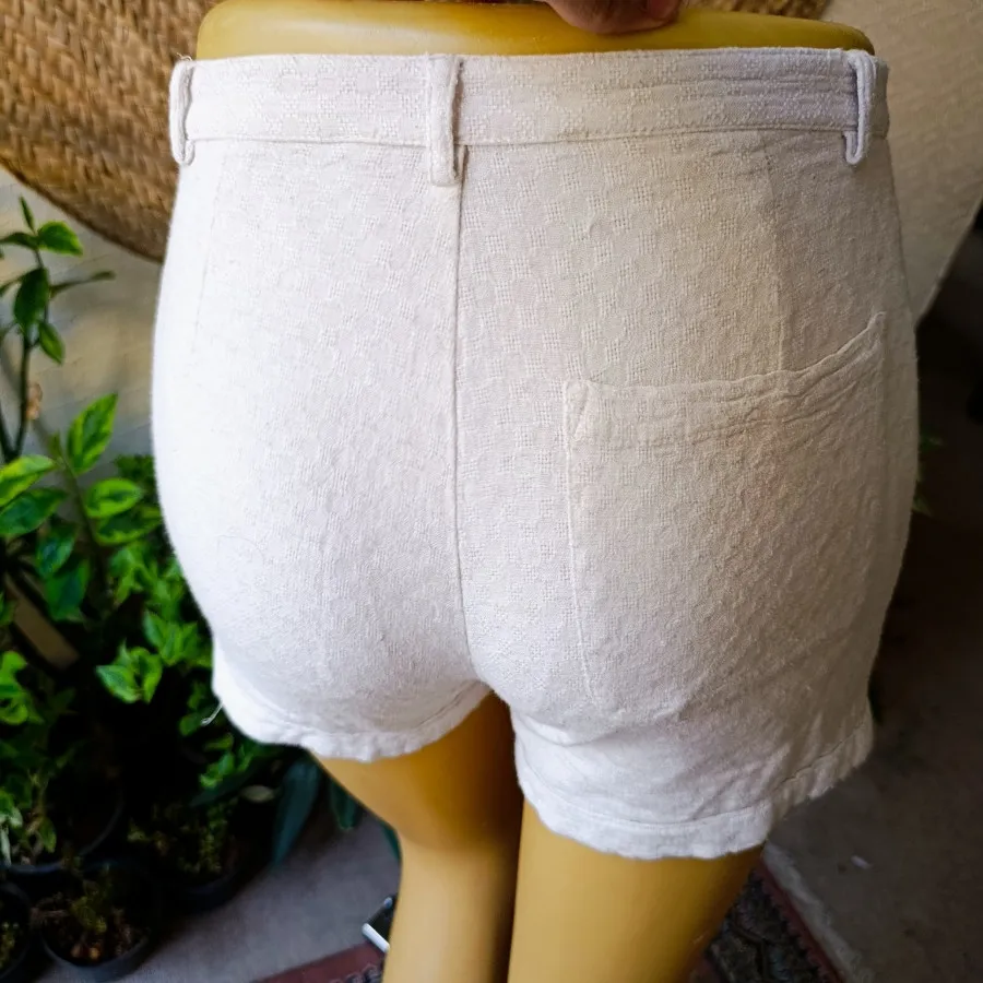 شلوارک منگو