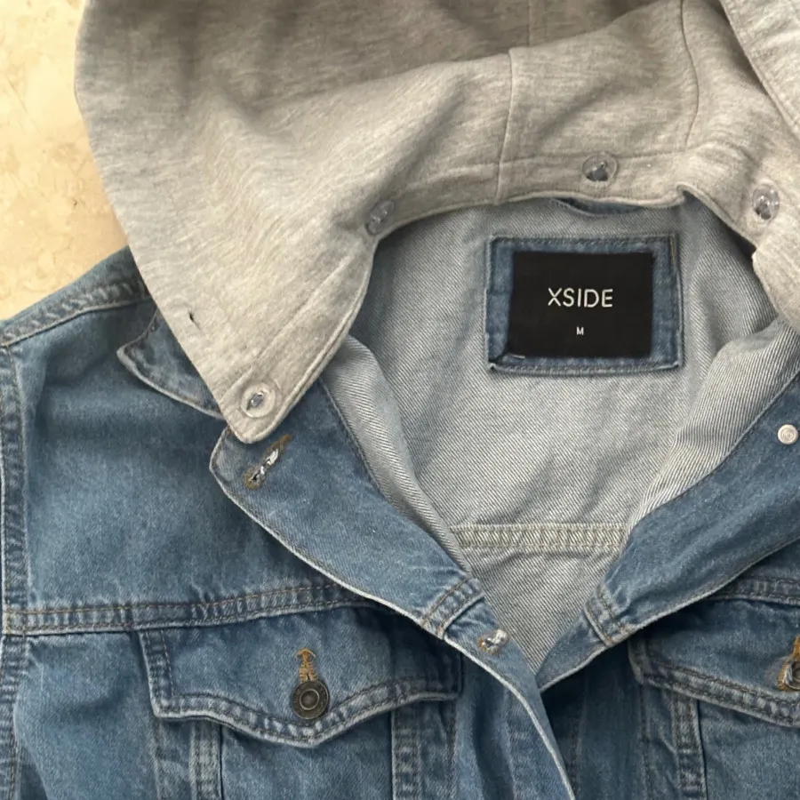 بامبرجکت جین