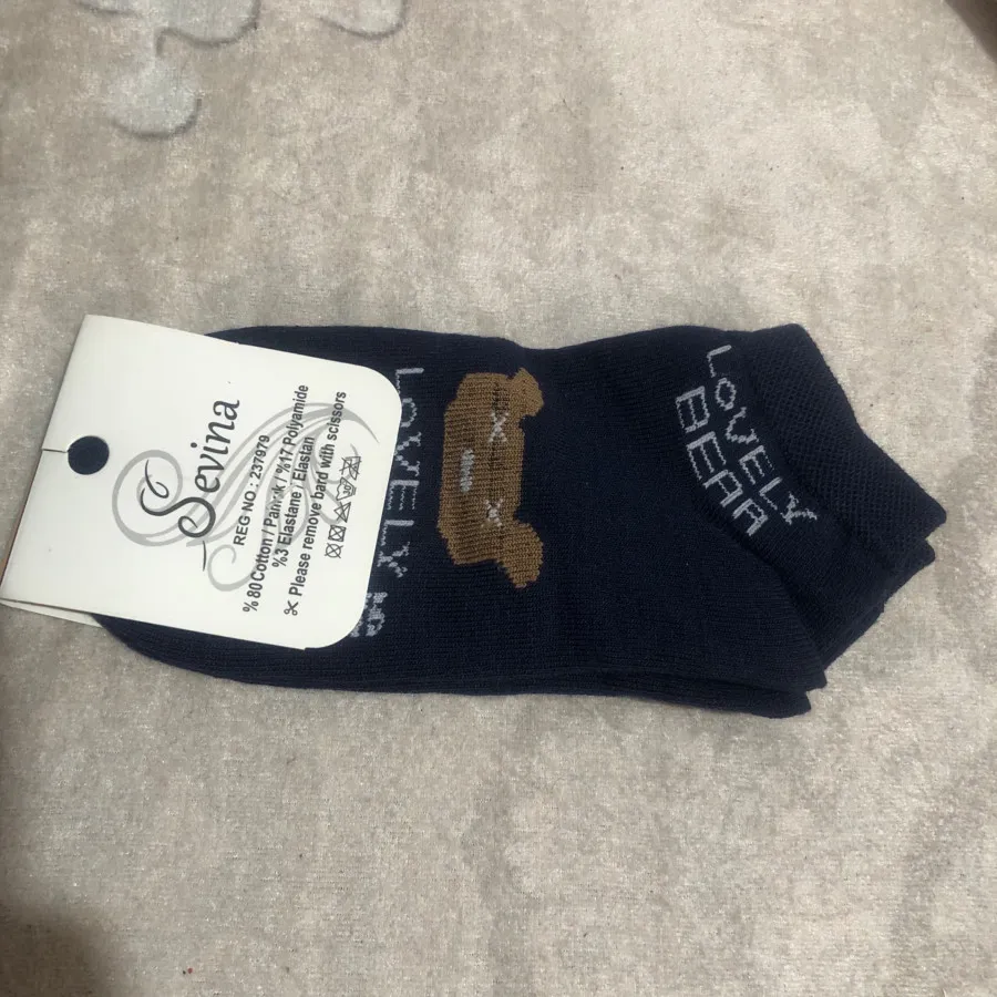 جوراب بچگانه