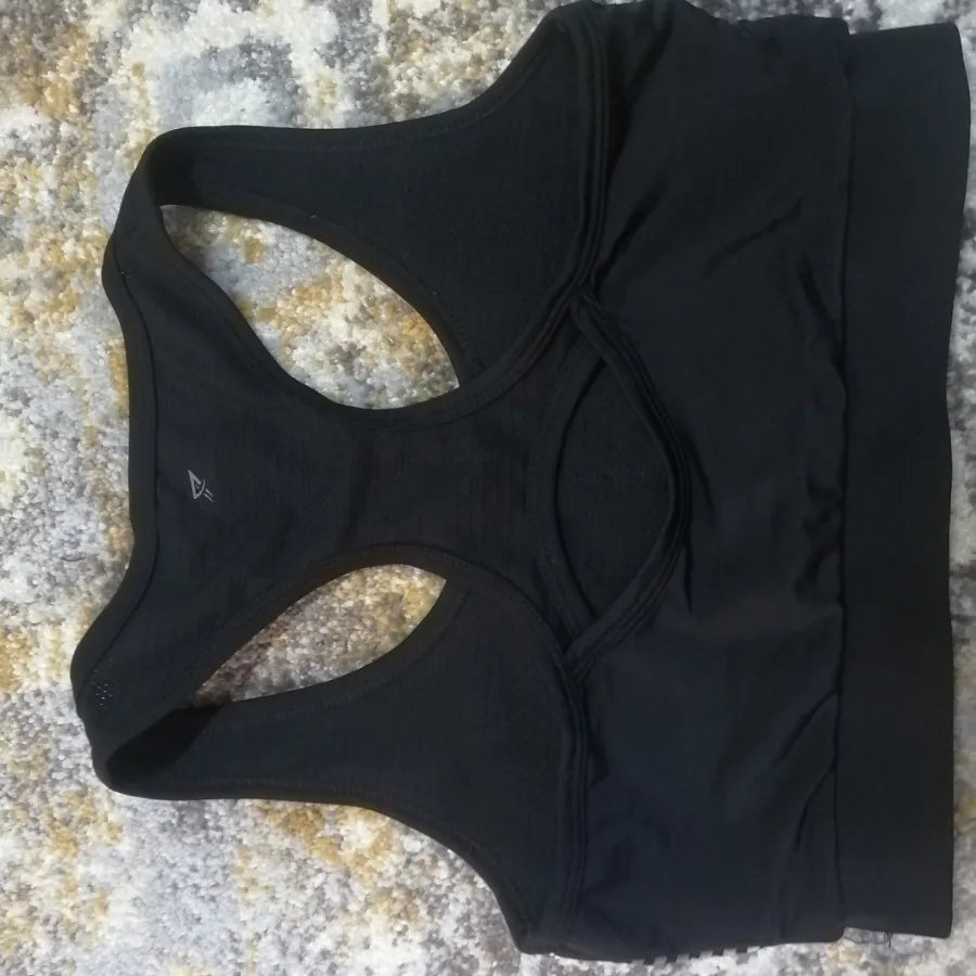 نیم تنه ورزشی