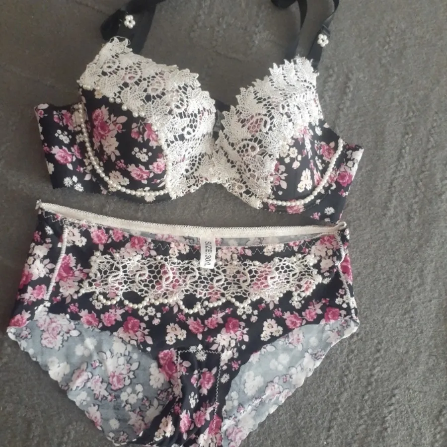 ست لباس زیر