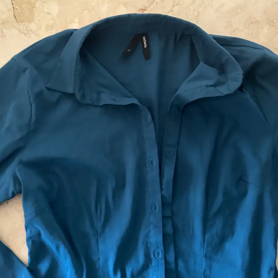 شومیز کله غازی defacto