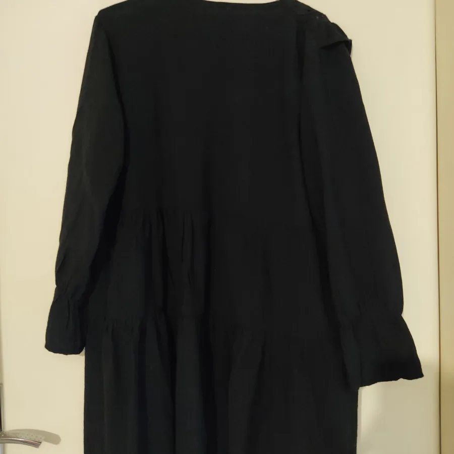 مانتو مشکی نخی