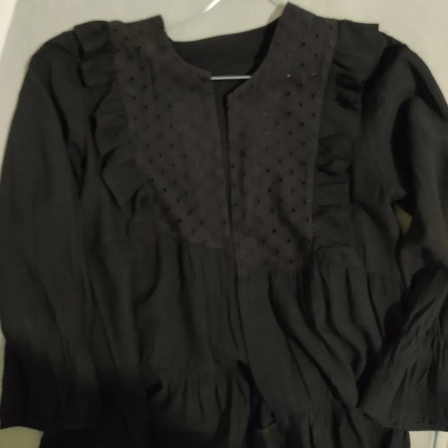 مانتو مشکی نخی