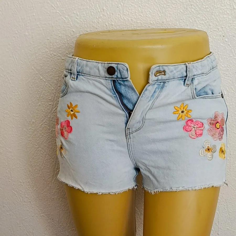 شلوارک زیبا