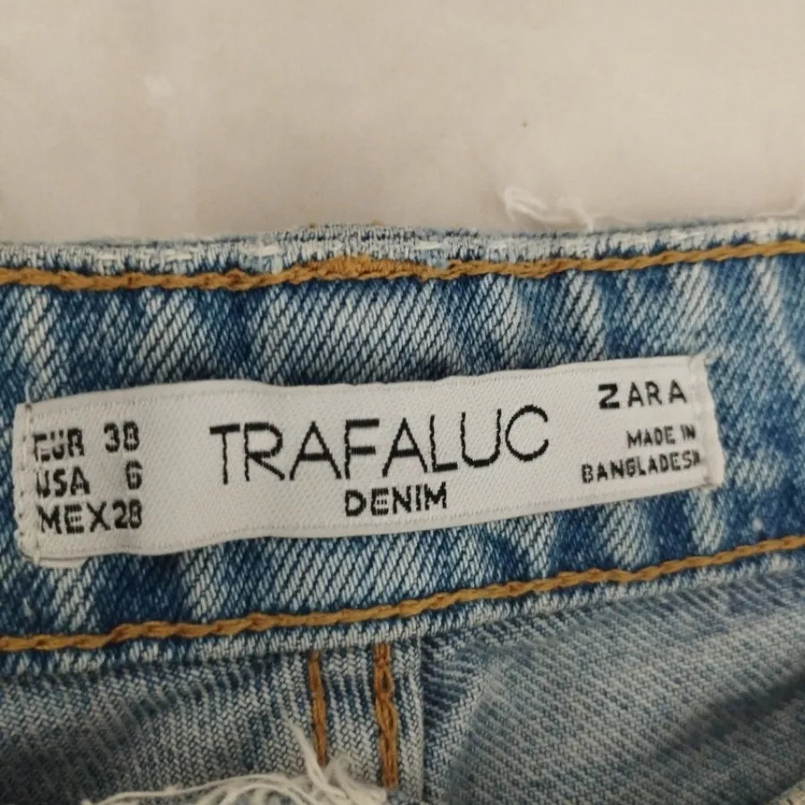 شلوار جین زنانه برند