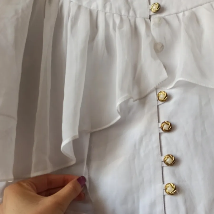 پیراهن سفید