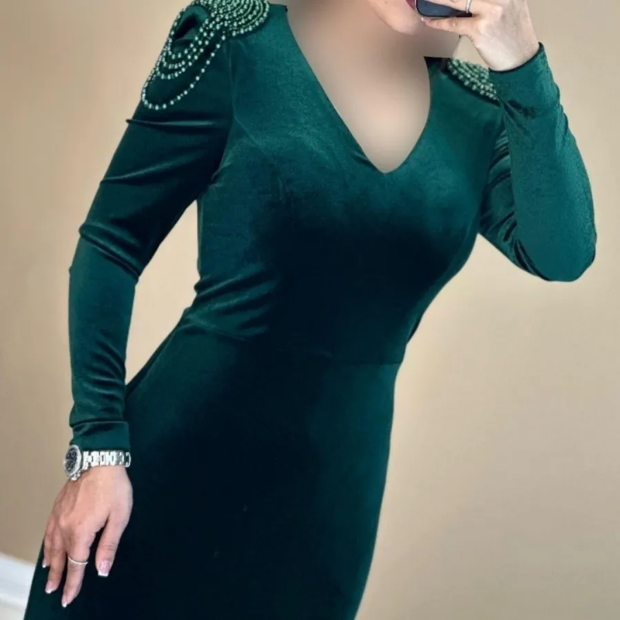 پیراهن مجلسی پوشیده