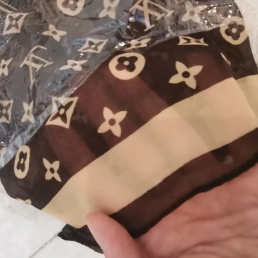 دستمال گردن/اسکارف قرتی