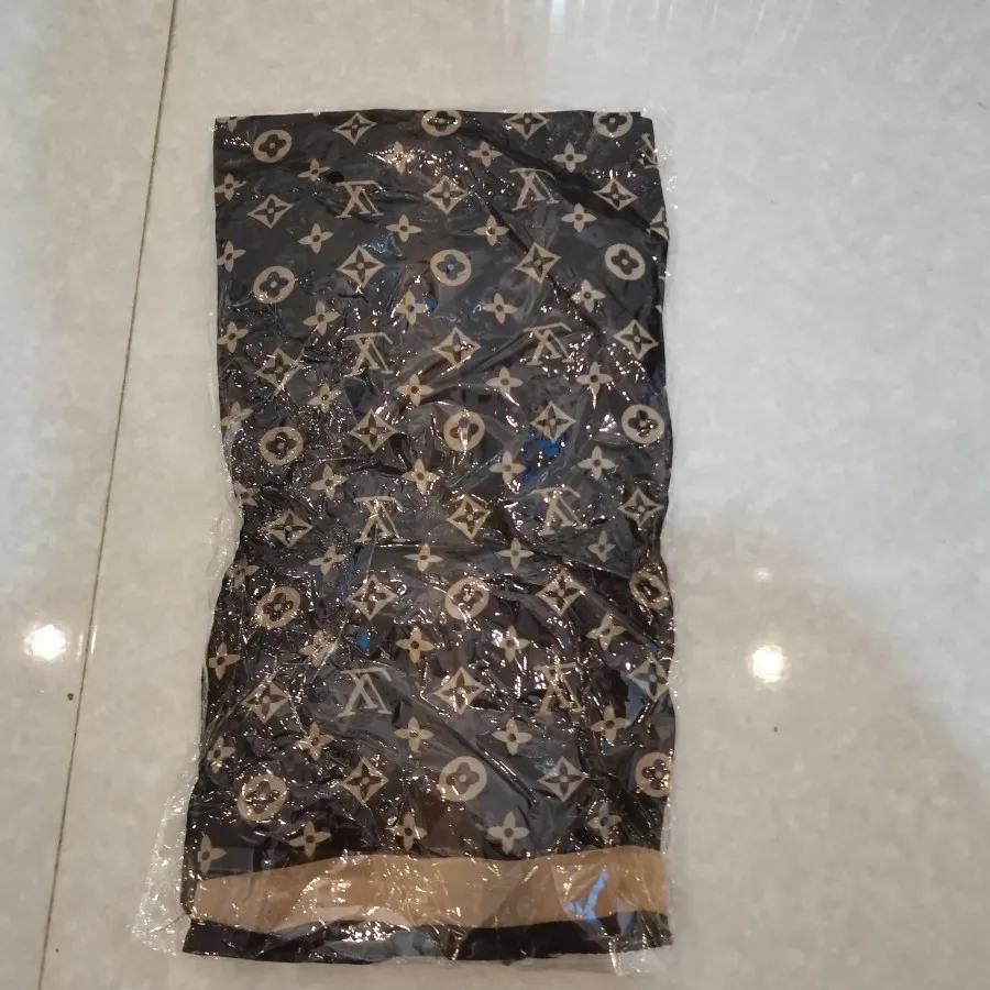 دستمال گردن/اسکارف قرتی