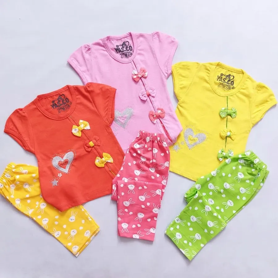 تیشرت شلوارک سه پاپیون ?