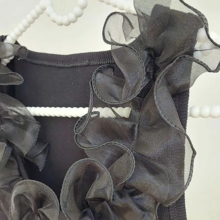 تاپ یقه توری