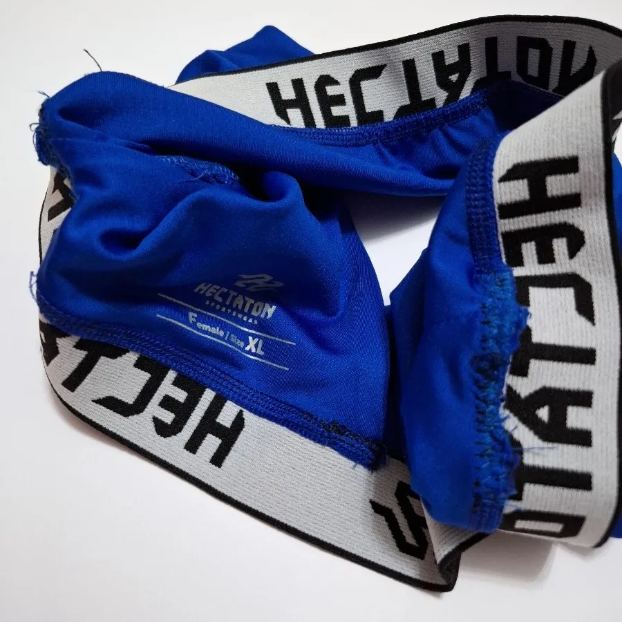 نیم تنه هکتاتون