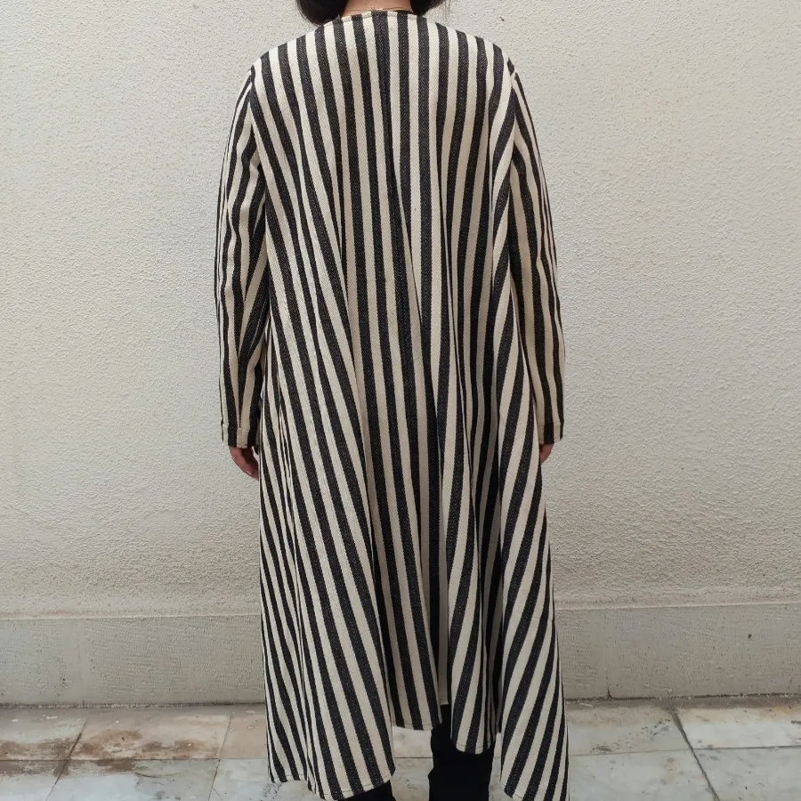 پالتو سفید مشکی