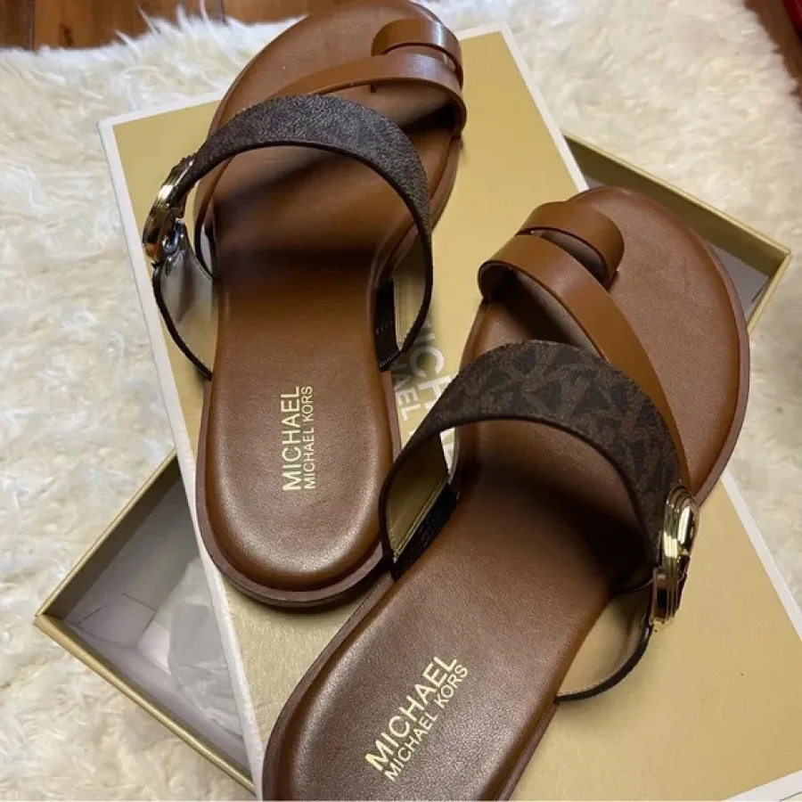 صندل شیک مایکل کورس