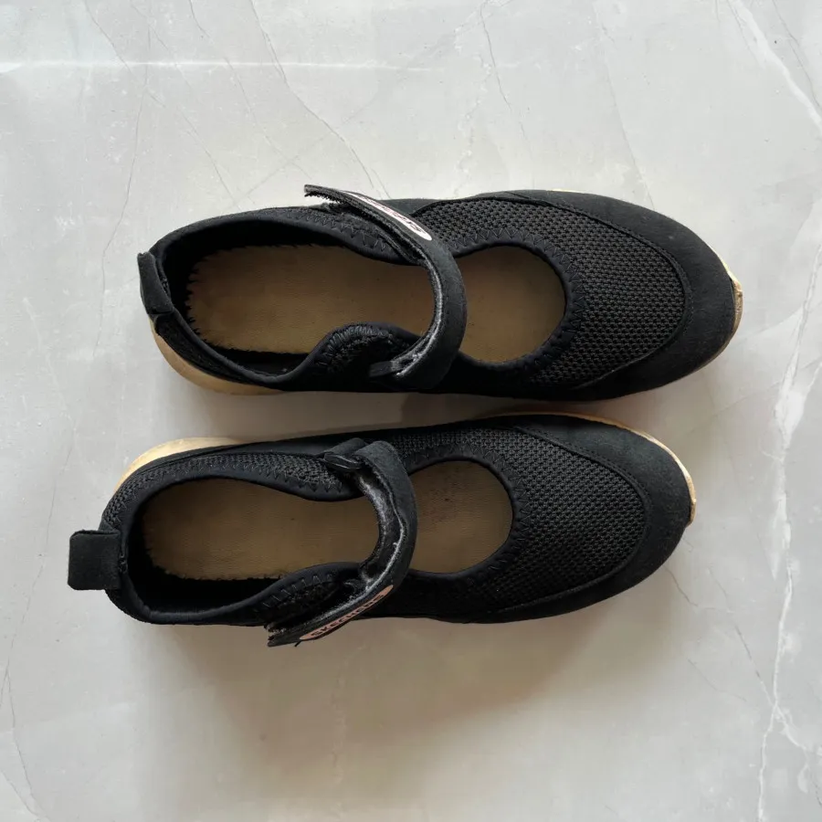 کتونی اسکیچرز