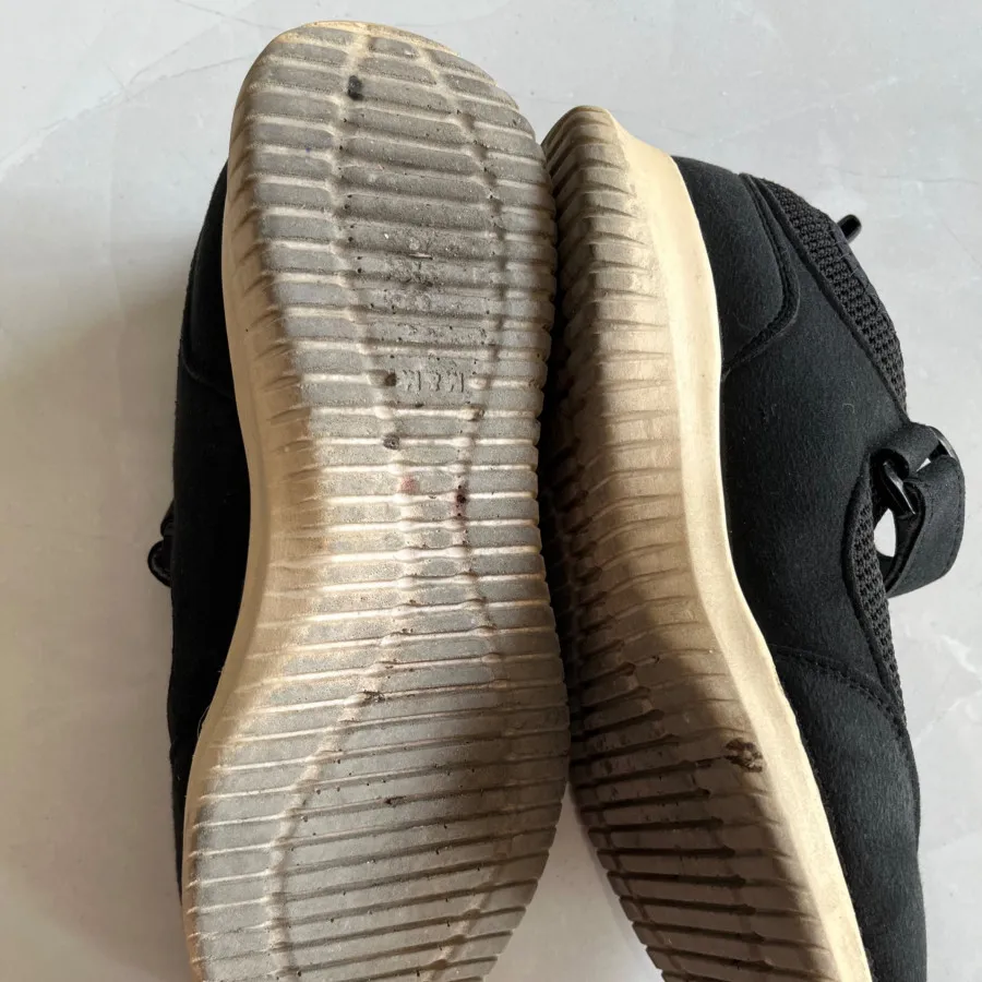 کتونی اسکیچرز