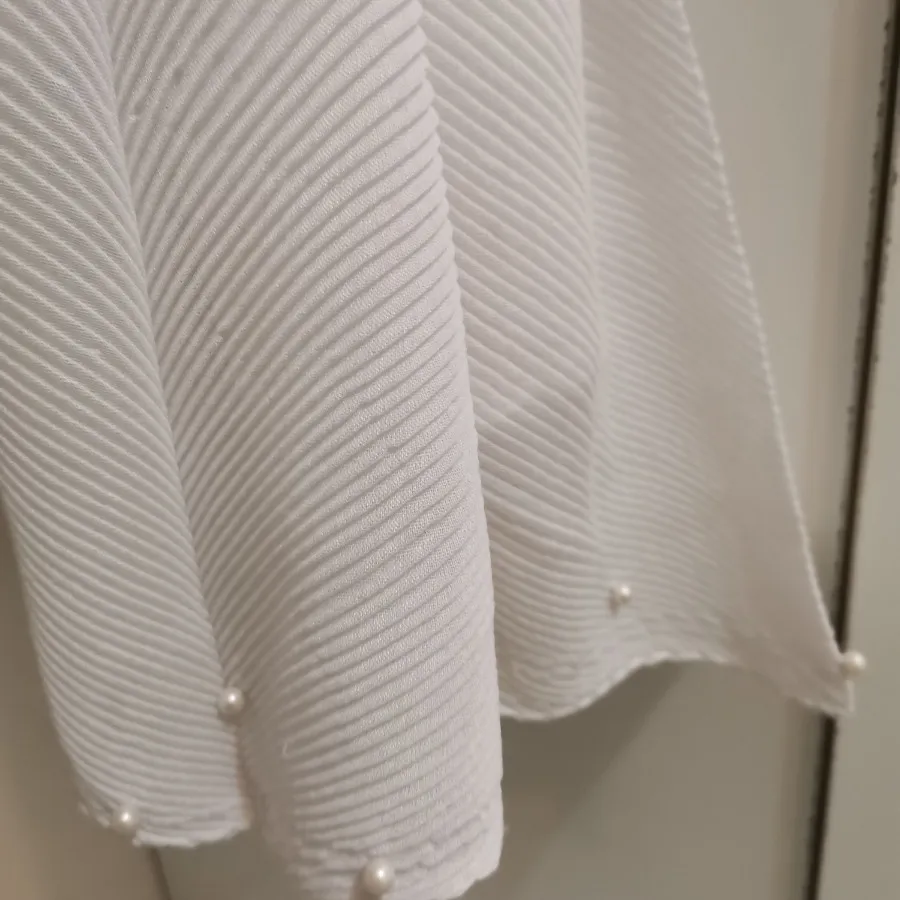 شال سفید مروارید پرچ