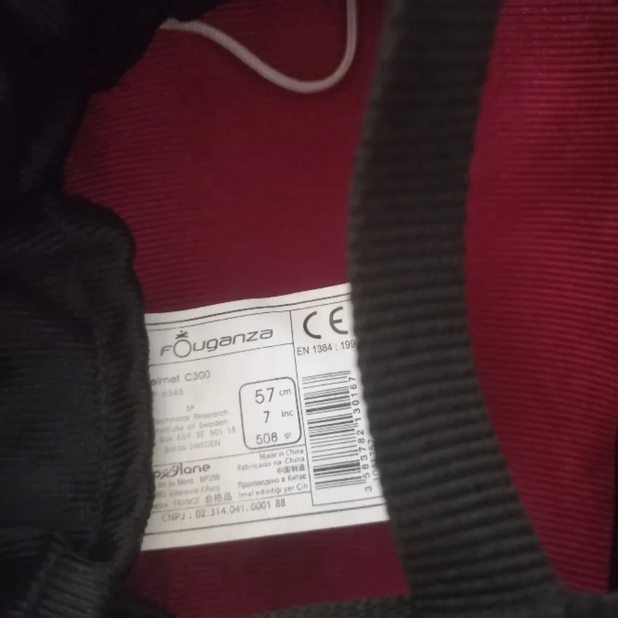 کلاه و گتر اسب سواری