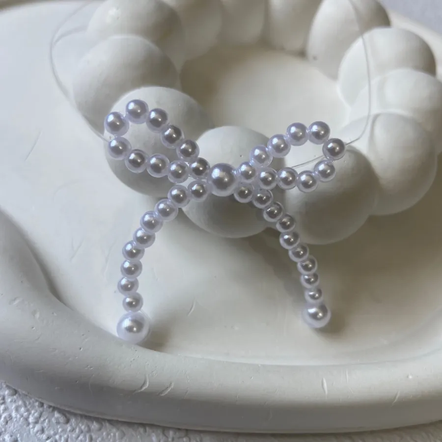 گردنبند بند نامریی